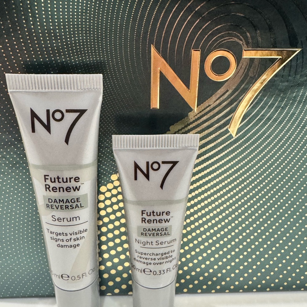 No7 Future Renew Silver Serum & Night Serum Set